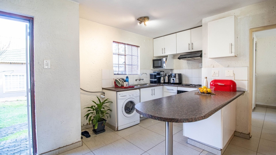 2 Bedroom Property for Sale in Bassonia Rock Gauteng