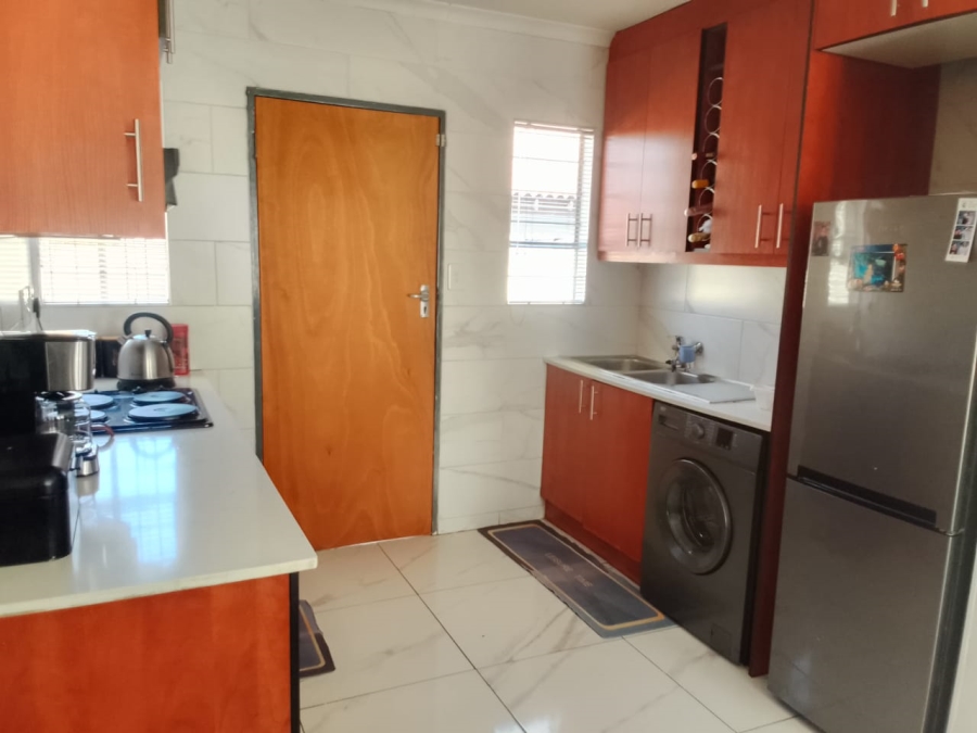 3 Bedroom Property for Sale in Alveda Gauteng