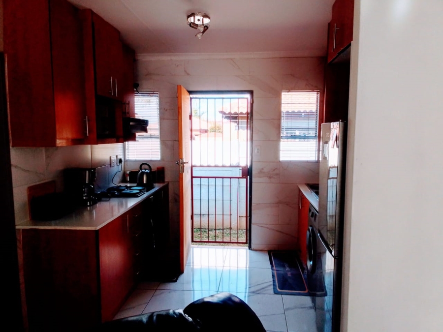 3 Bedroom Property for Sale in Alveda Gauteng