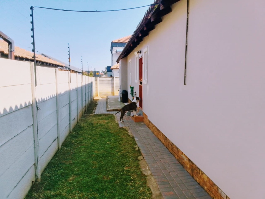 3 Bedroom Property for Sale in Alveda Gauteng