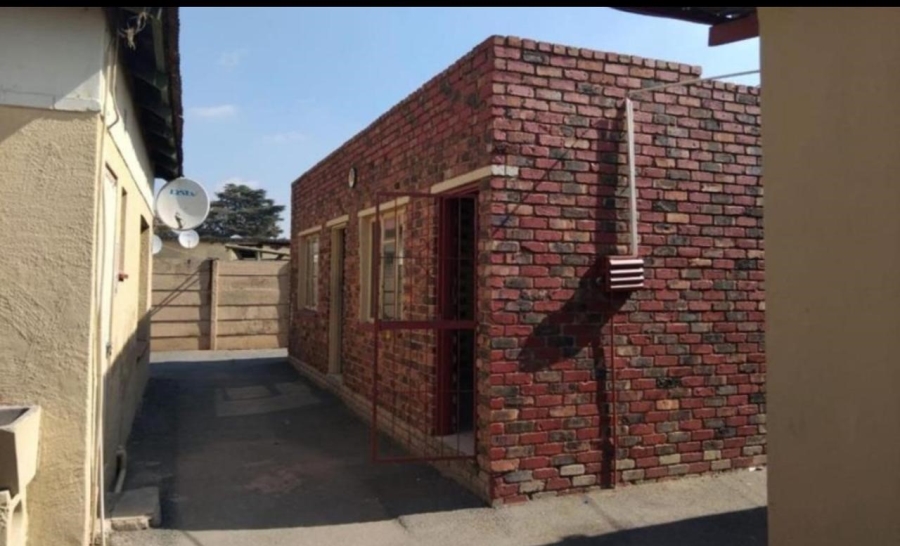 1 Bedroom Property for Sale in Brakpan Central Gauteng