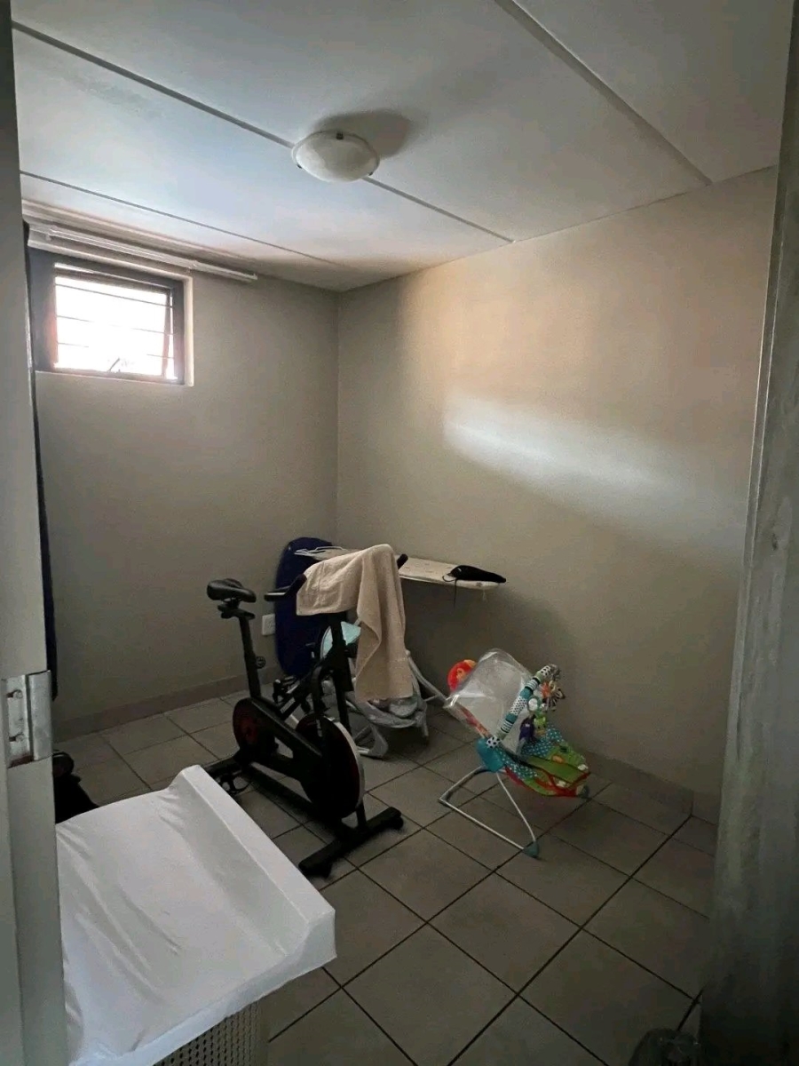 2 Bedroom Property for Sale in Montana Tuine Gauteng