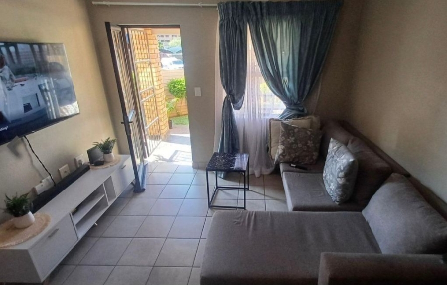 2 Bedroom Property for Sale in Montana Tuine Gauteng