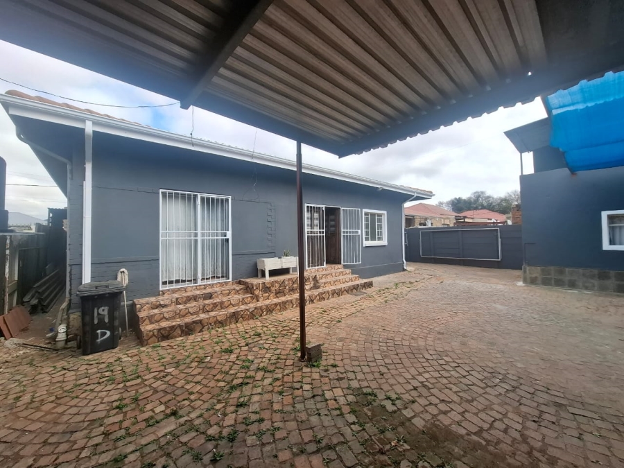 5 Bedroom Property for Sale in Roodepoort Central Gauteng