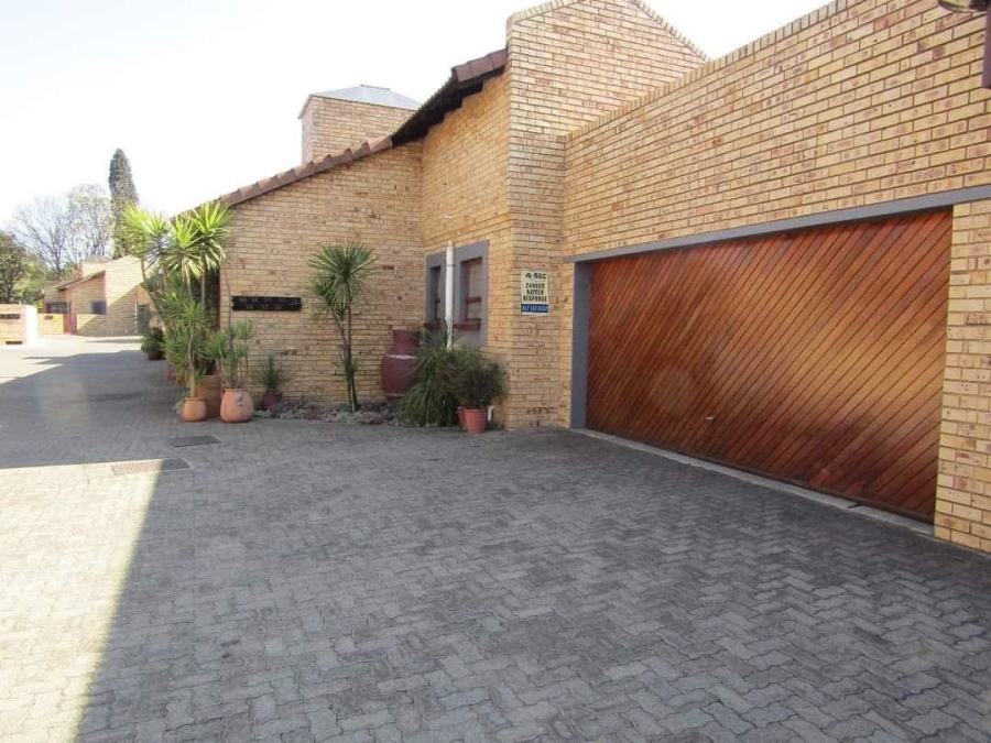 3 Bedroom Property for Sale in Vanderbijlpark SW 5 Gauteng