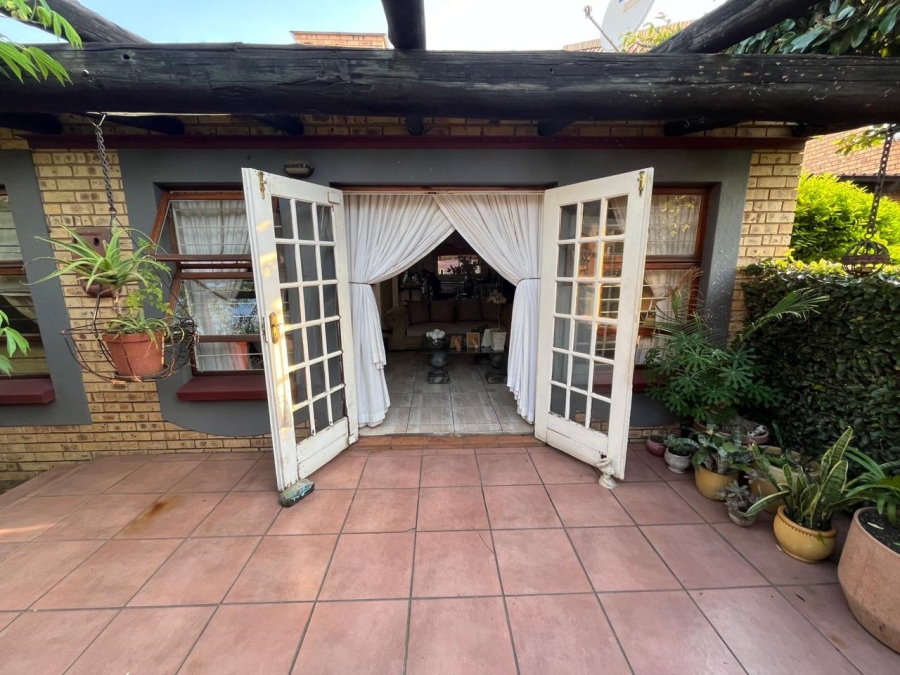 3 Bedroom Property for Sale in Vanderbijlpark SW 5 Gauteng