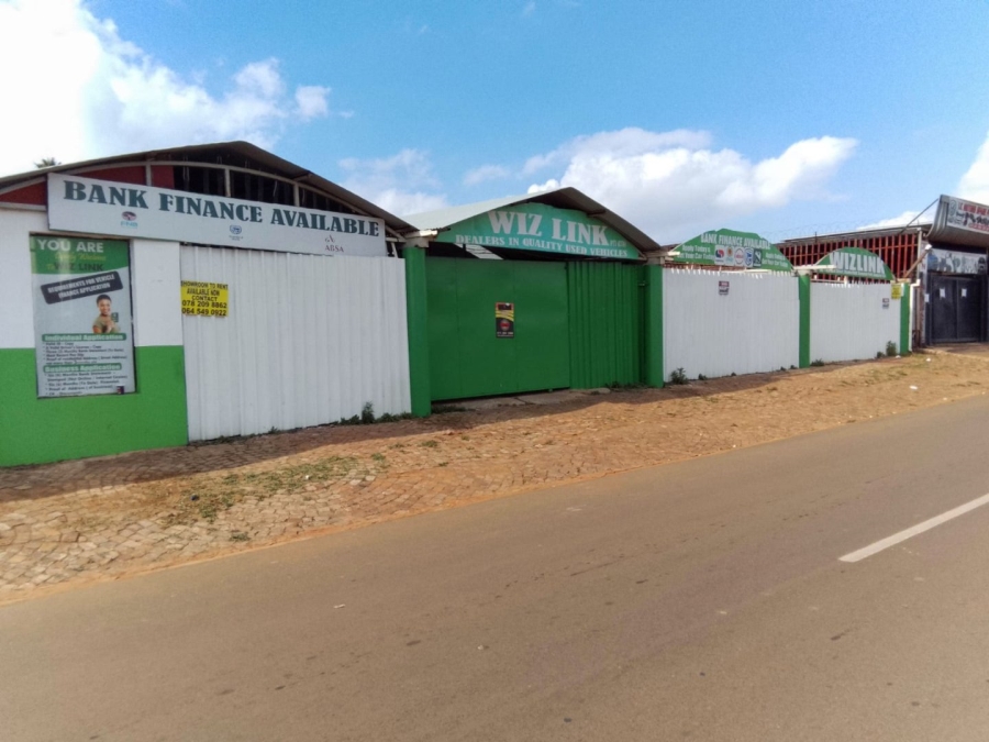 Commercial Property for Sale in Rhodesfield Gauteng