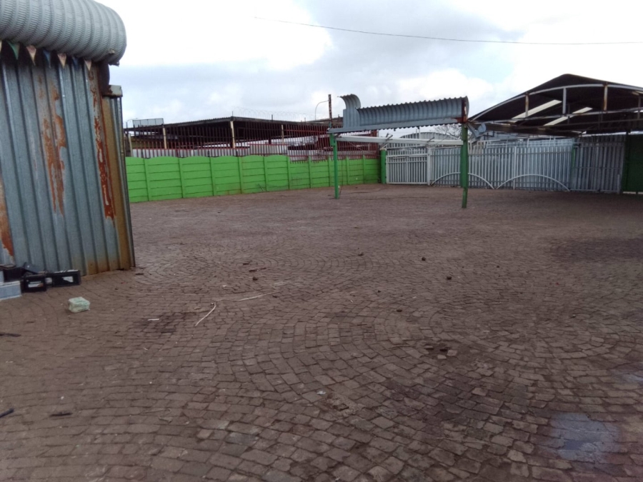 Commercial Property for Sale in Rhodesfield Gauteng