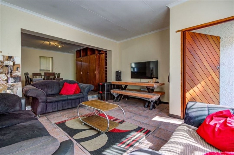 4 Bedroom Property for Sale in Allen Grove Gauteng