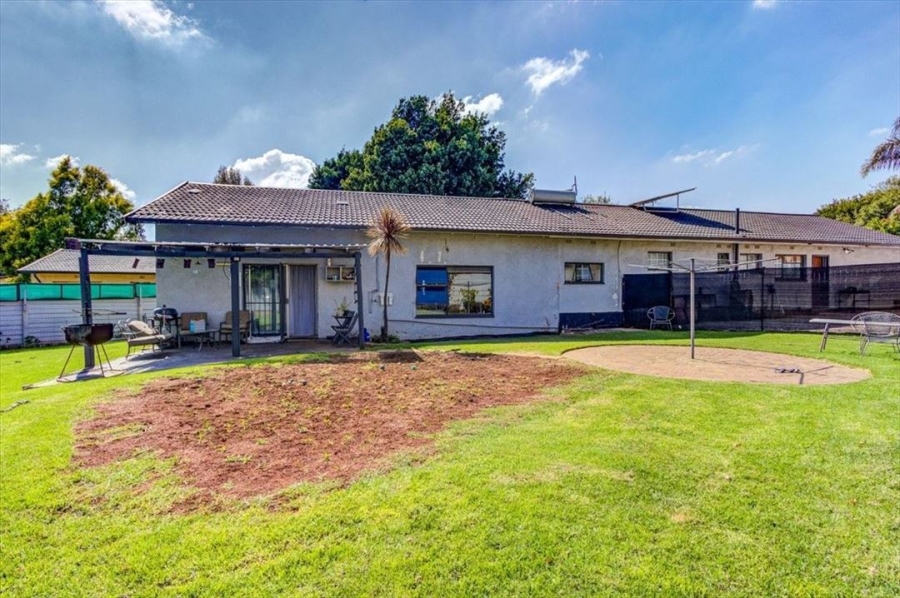 4 Bedroom Property for Sale in Allen Grove Gauteng