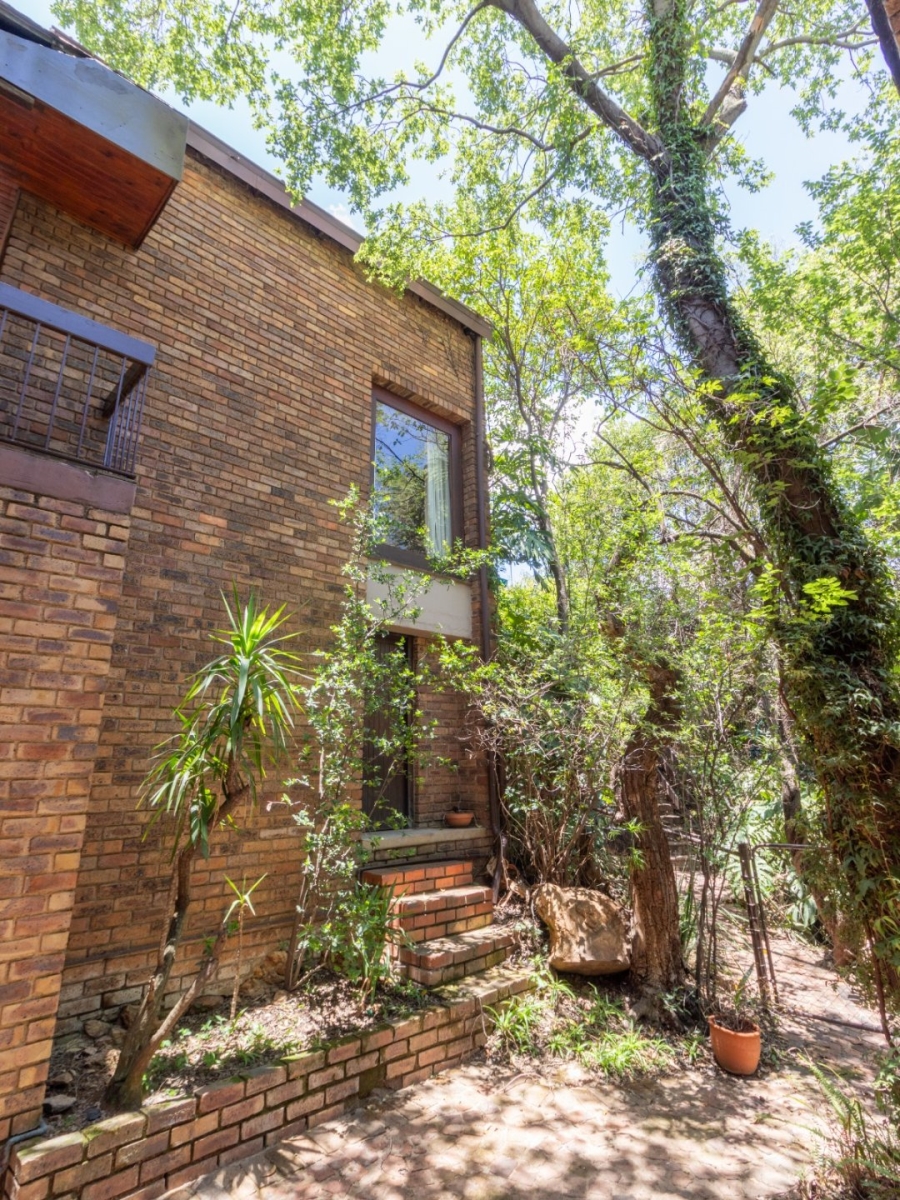 4 Bedroom Property for Sale in Bryanston Gauteng