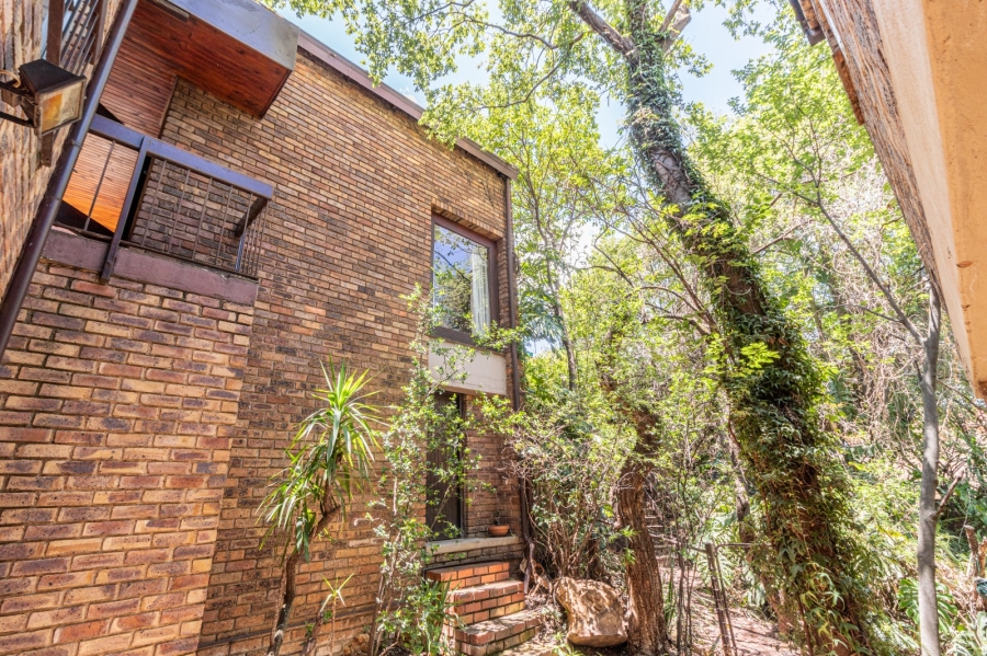 4 Bedroom Property for Sale in Bryanston Gauteng