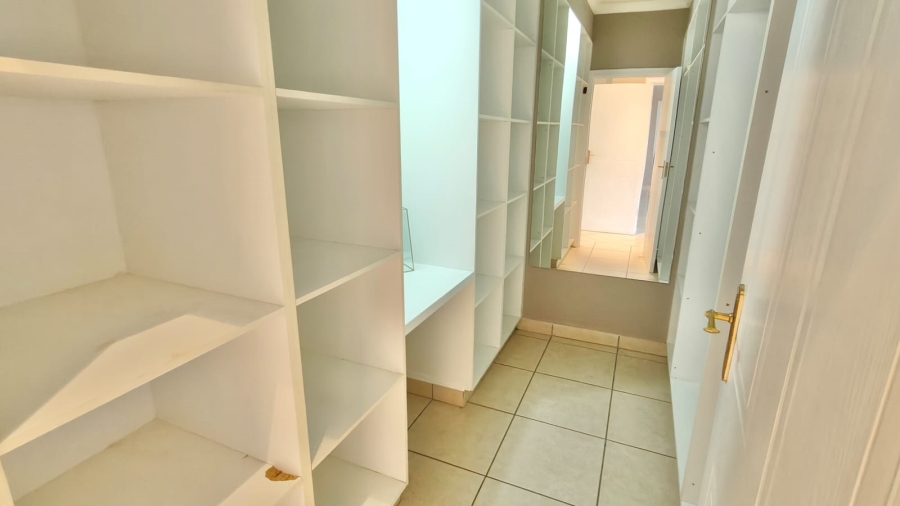 4 Bedroom Property for Sale in Vaal Marina Gauteng
