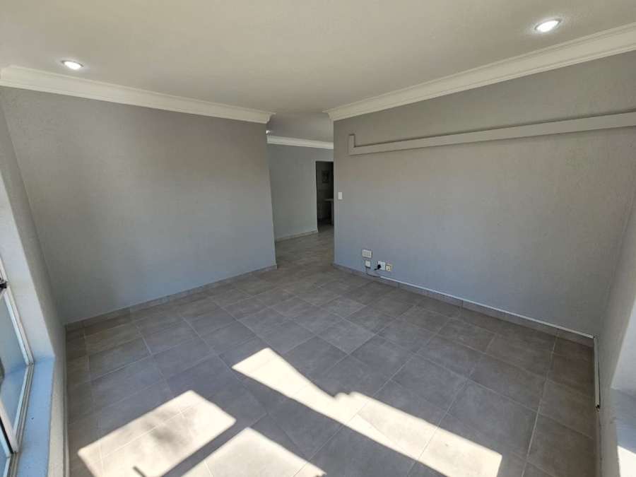 To Let 4 Bedroom Property for Rent in Eldoraigne Gauteng