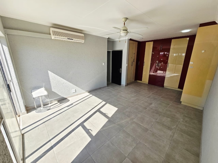 To Let 4 Bedroom Property for Rent in Eldoraigne Gauteng