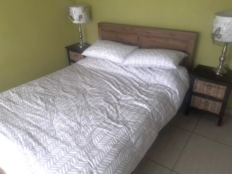 To Let 2 Bedroom Property for Rent in Mondeor Gauteng