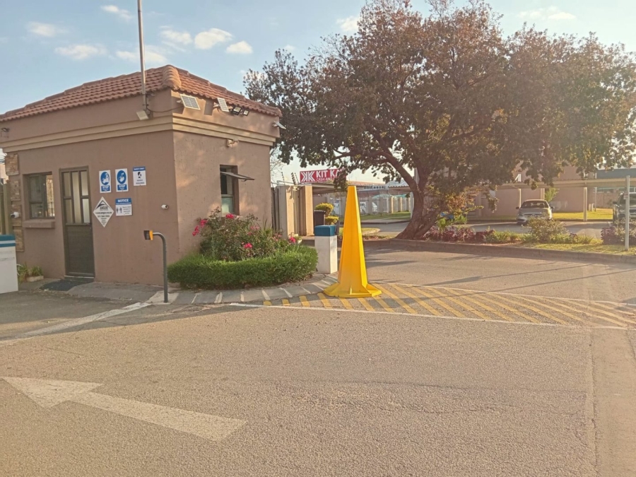 To Let 2 Bedroom Property for Rent in Danie Taljaard Park Gauteng