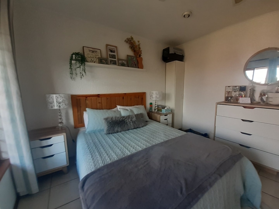 2 Bedroom Property for Sale in Fairland Gauteng