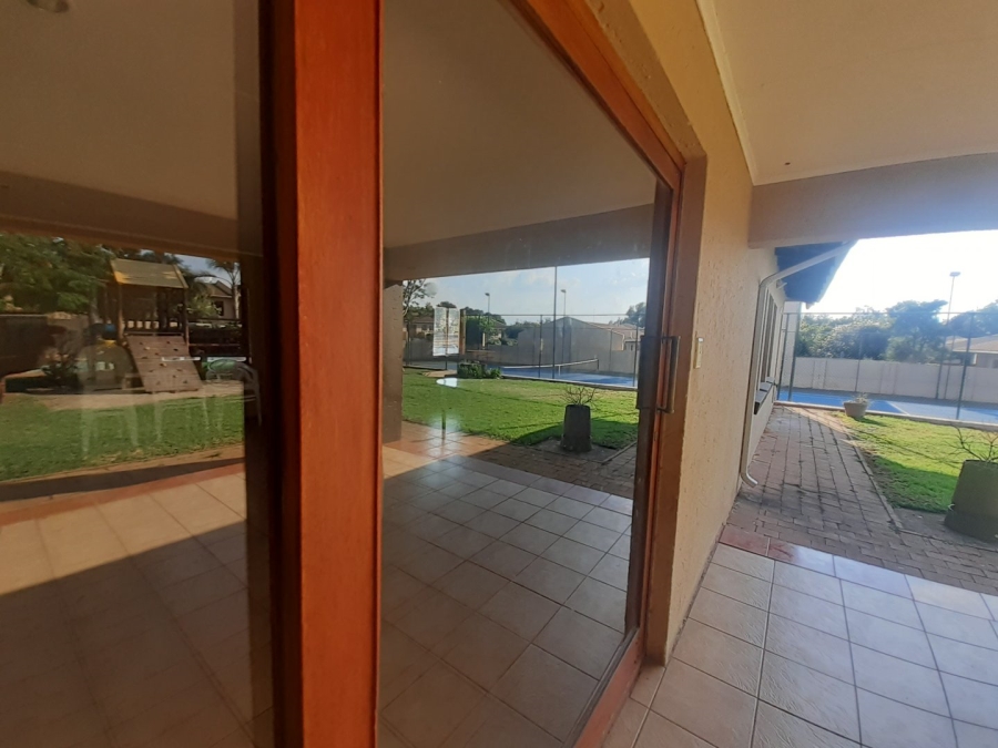 2 Bedroom Property for Sale in Fairland Gauteng