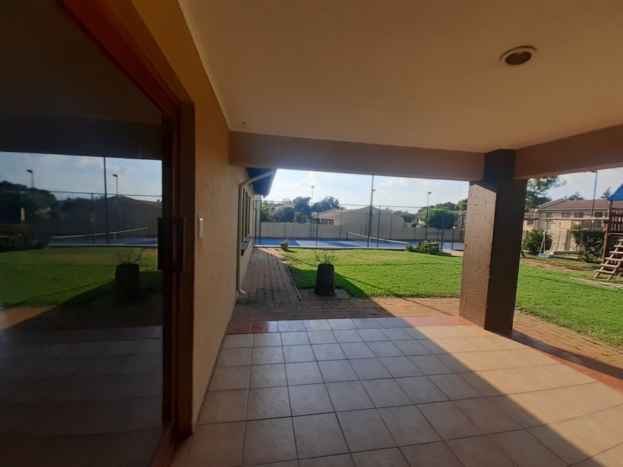 2 Bedroom Property for Sale in Fairland Gauteng