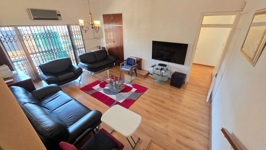 5 Bedroom Property for Sale in Laudium Gauteng