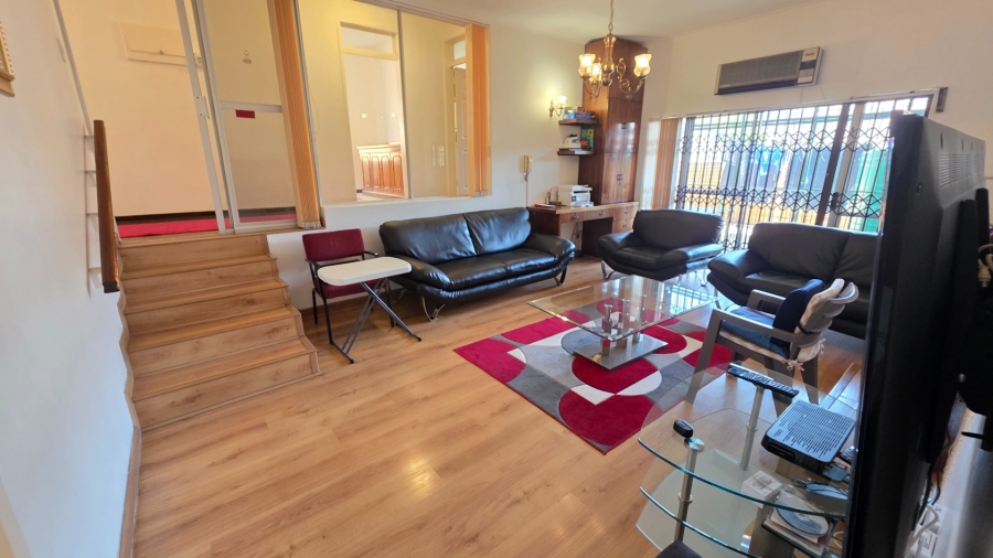 5 Bedroom Property for Sale in Laudium Gauteng