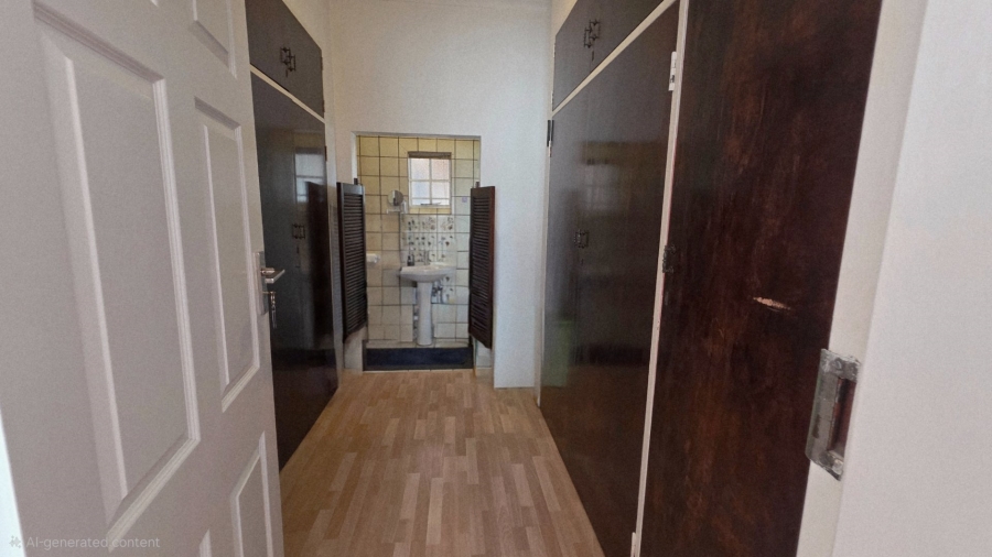 5 Bedroom Property for Sale in Laudium Gauteng