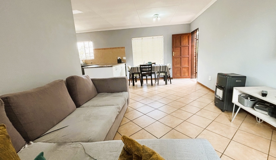 2 Bedroom Property for Sale in Eco Park Gauteng