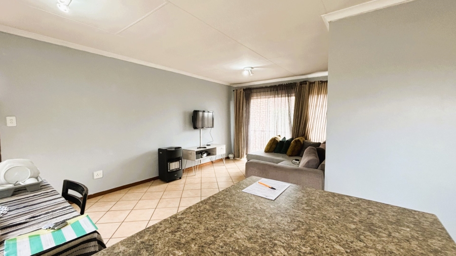 2 Bedroom Property for Sale in Eco Park Gauteng