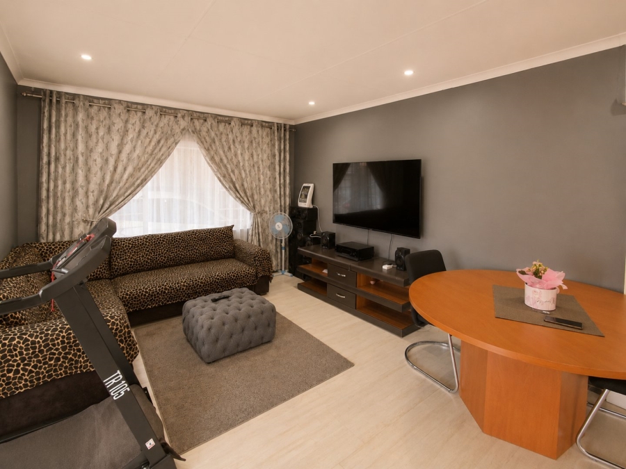 3 Bedroom Property for Sale in Klopperpark Gauteng