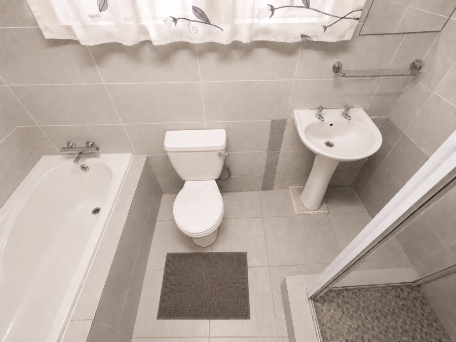3 Bedroom Property for Sale in Klopperpark Gauteng