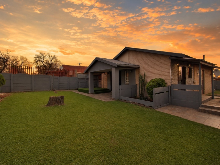 3 Bedroom Property for Sale in Klopperpark Gauteng
