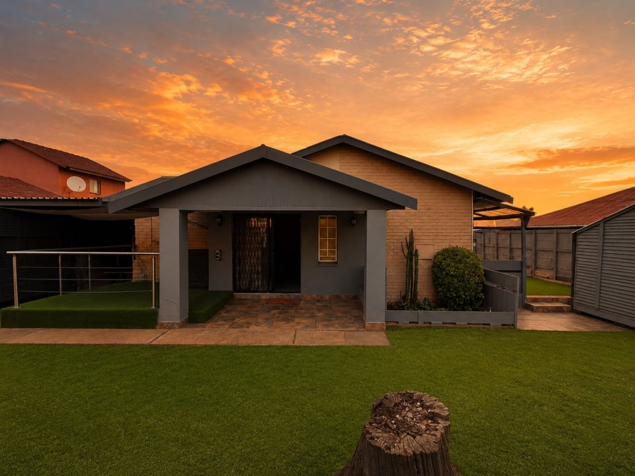 3 Bedroom Property for Sale in Klopperpark Gauteng