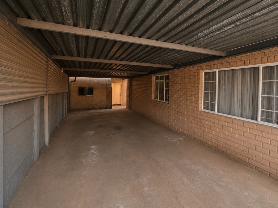 3 Bedroom Property for Sale in Klopperpark Gauteng