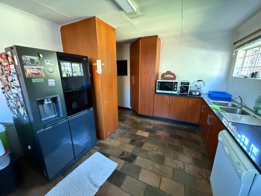 5 Bedroom Property for Sale in Zwartkop Gauteng