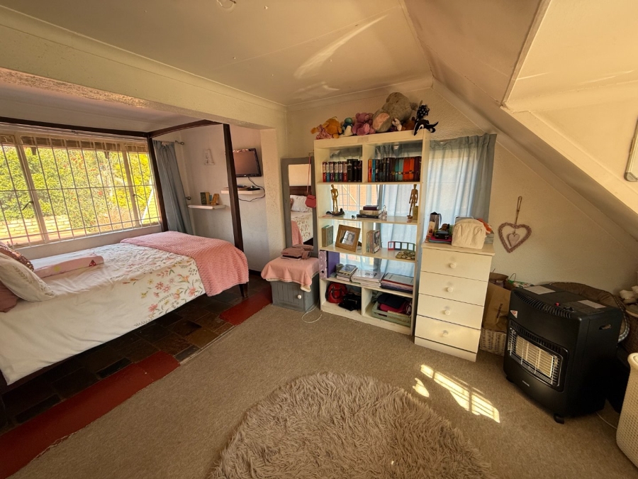 5 Bedroom Property for Sale in Zwartkop Gauteng
