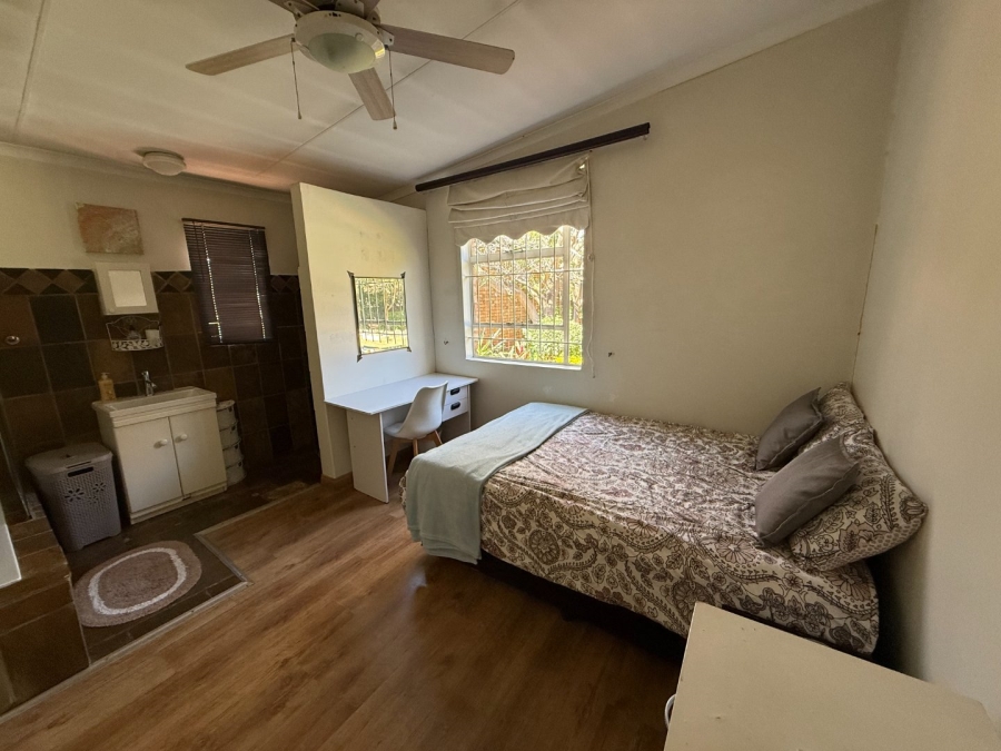 5 Bedroom Property for Sale in Zwartkop Gauteng