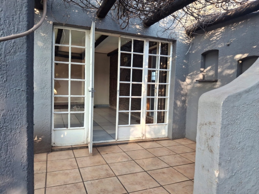5 Bedroom Property for Sale in Dalpark Gauteng