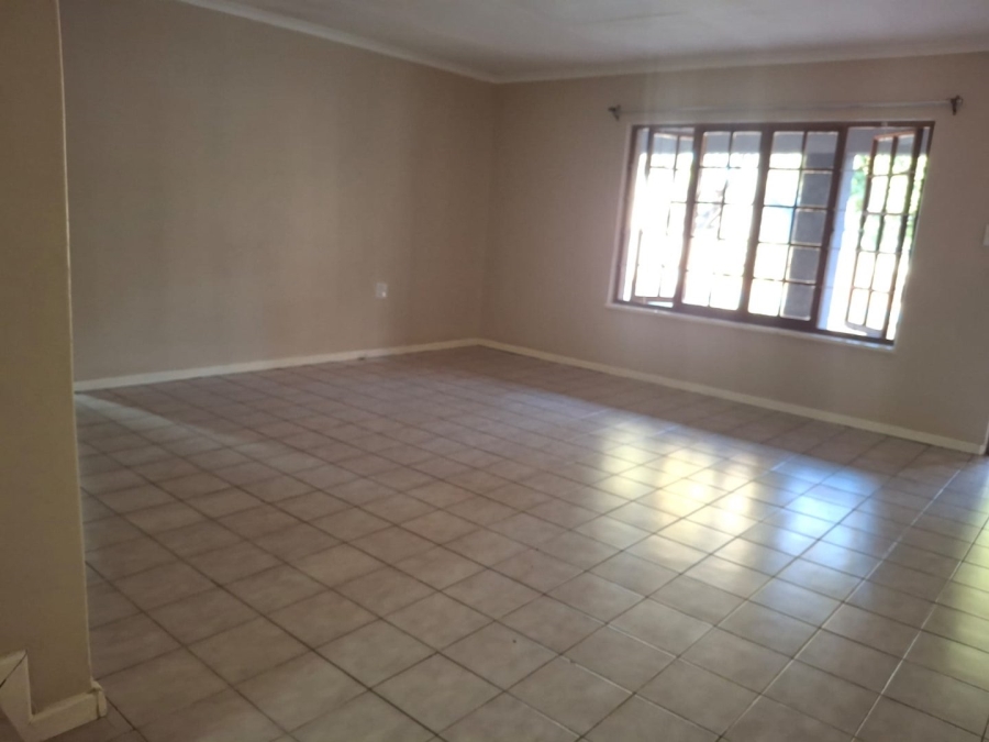 5 Bedroom Property for Sale in Dalpark Gauteng