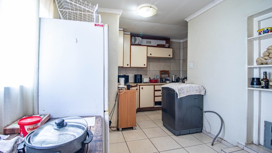 5 Bedroom Property for Sale in Primrose East Gauteng