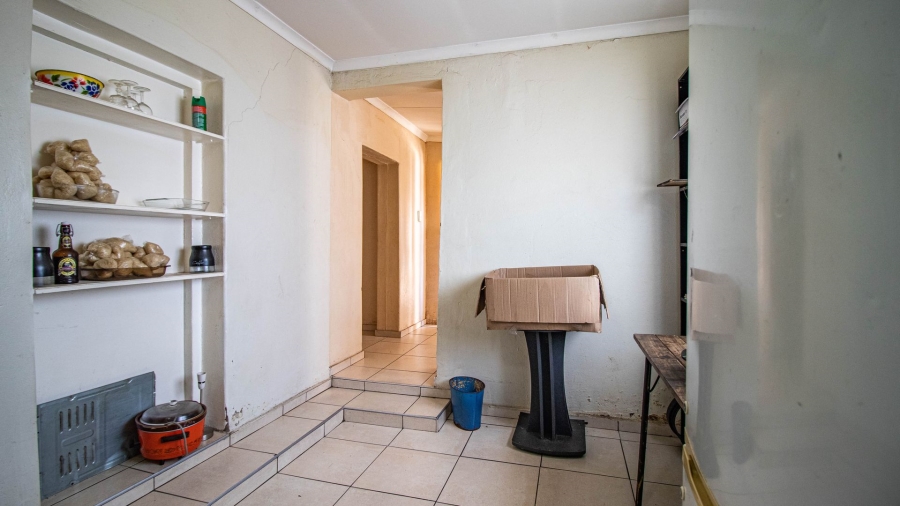 5 Bedroom Property for Sale in Primrose East Gauteng