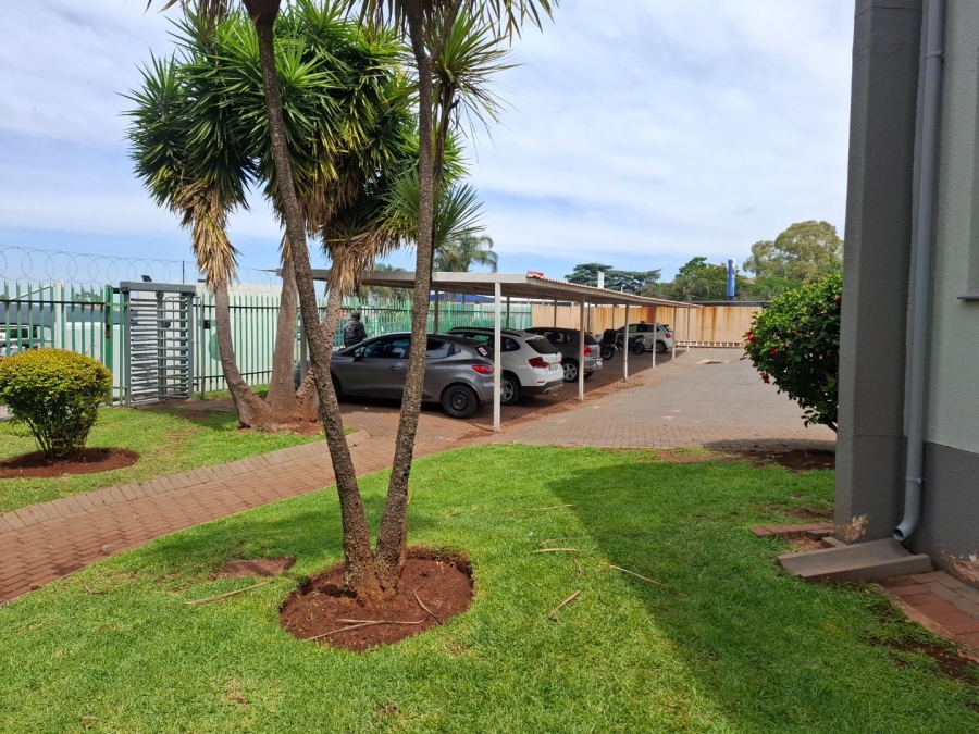 3 Bedroom Property for Sale in Die Hoewes Gauteng