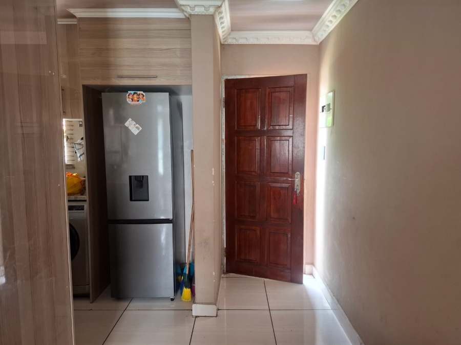3 Bedroom Property for Sale in Die Hoewes Gauteng