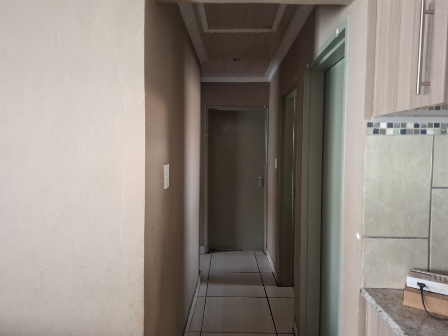 3 Bedroom Property for Sale in Die Hoewes Gauteng
