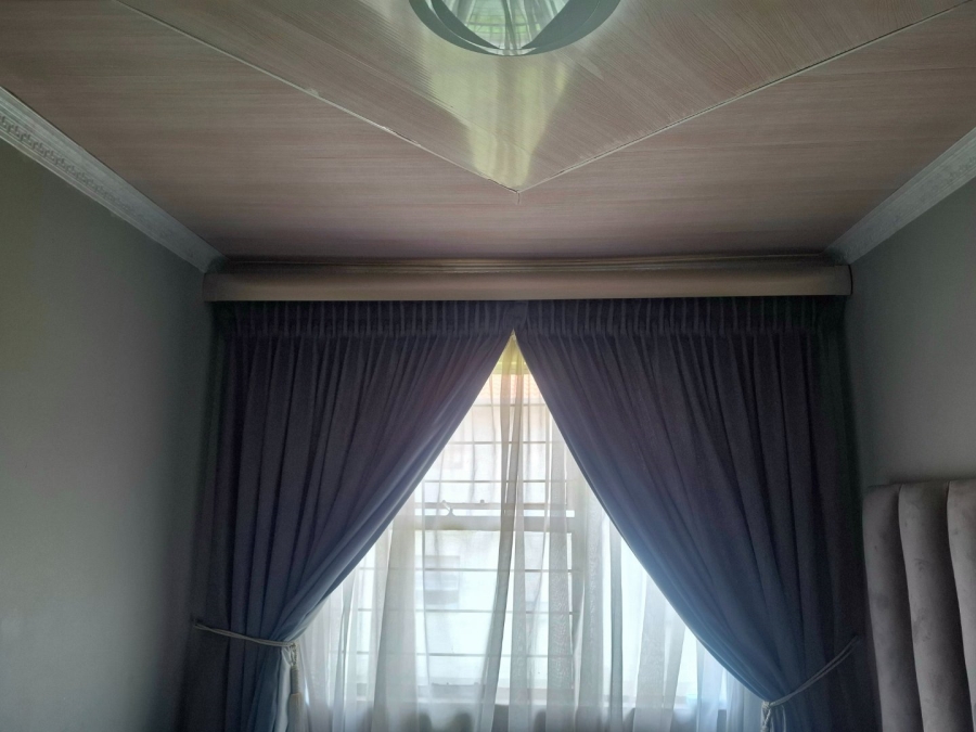 3 Bedroom Property for Sale in Die Hoewes Gauteng