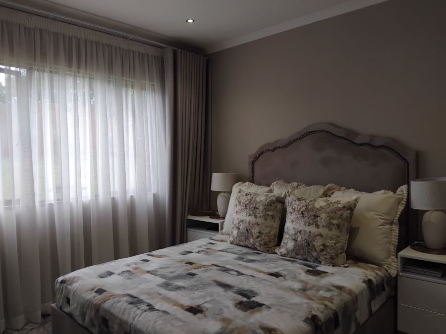 2 Bedroom Property for Sale in Die Hoewes Gauteng