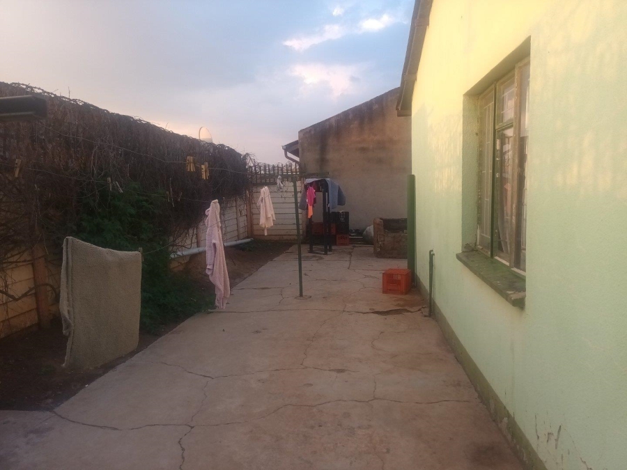 4 Bedroom Property for Sale in Palm Ridge Gauteng