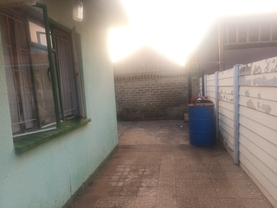 4 Bedroom Property for Sale in Palm Ridge Gauteng