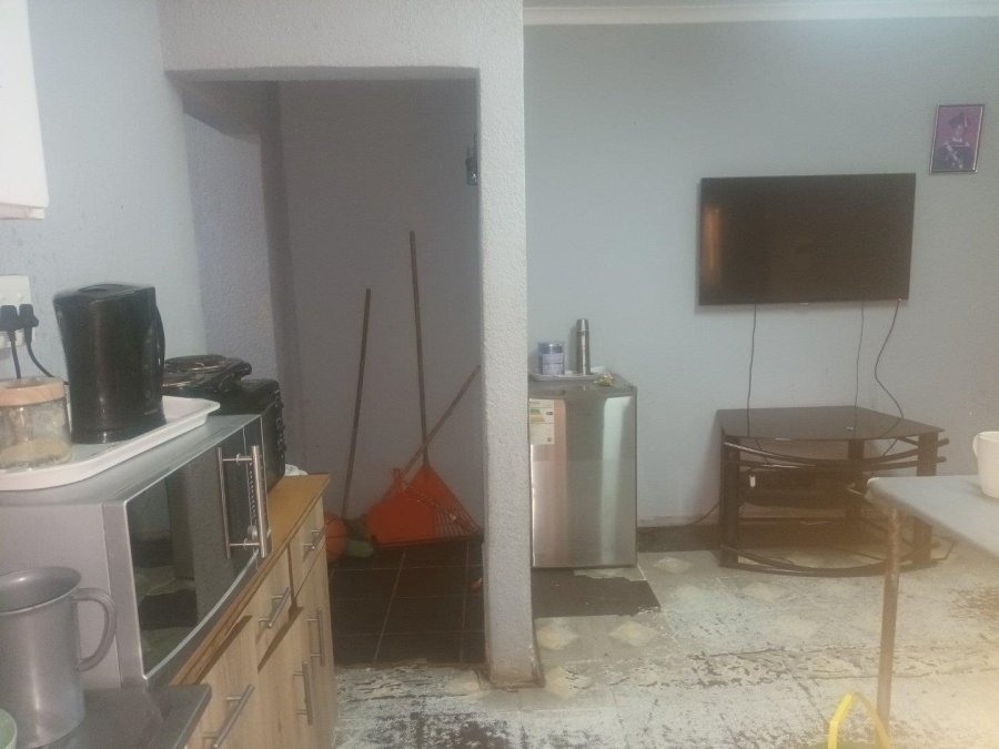 4 Bedroom Property for Sale in Palm Ridge Gauteng