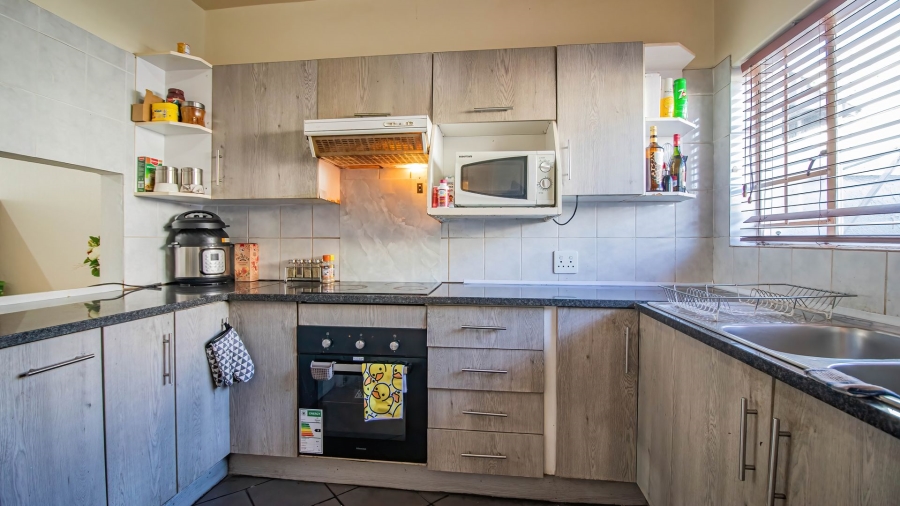 2 Bedroom Property for Sale in Eastleigh Gauteng